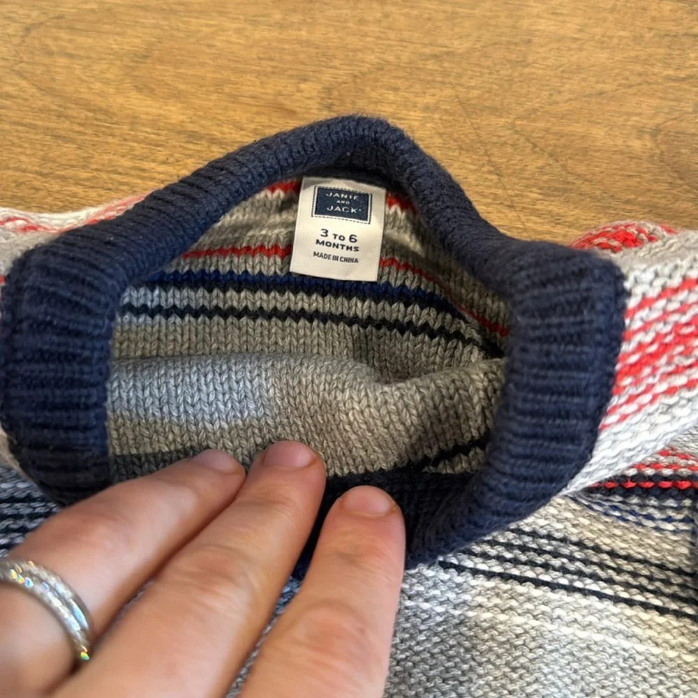 Janie and jack boys bundle 3-6 sweater and‎ 13-18 shorts plaid